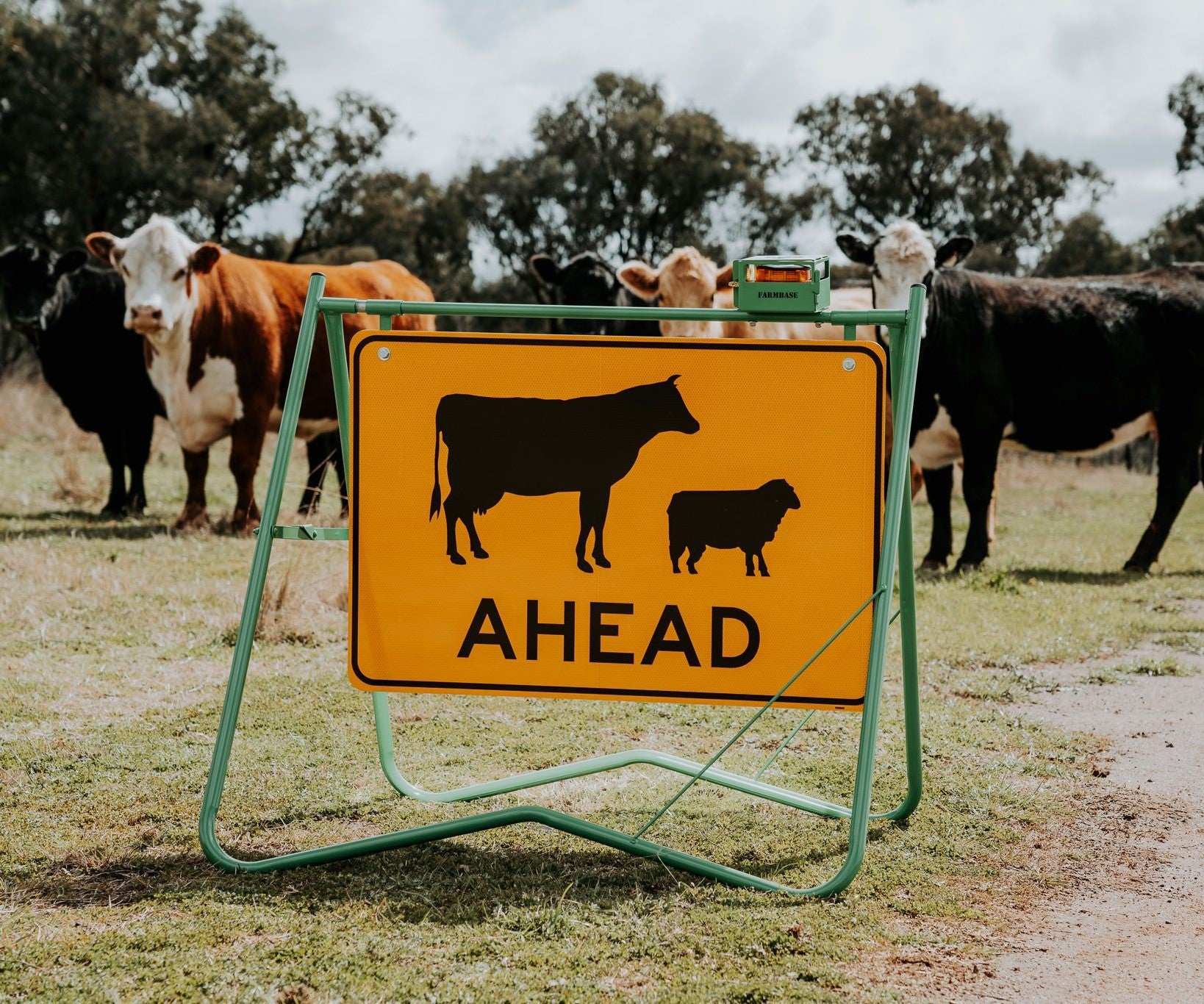 FarmBase Class 1 Reflective Stock Ahead Sign in Freestanding Lightweight Steel Frame with Portable LED Beacon & Lockbox